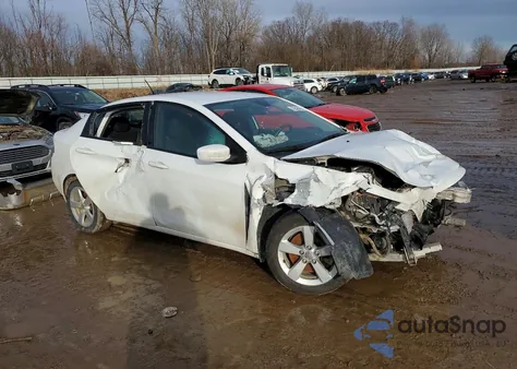 2015 Dodge Dart Sxt z USA, uszkodzony, nr VIN 1C3CDFBB3FD132386